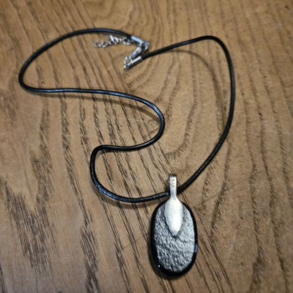 Women's Art Fused Black Glass Necklace With Gold Black String Silver Clasp Boho - Picture 4 of 10